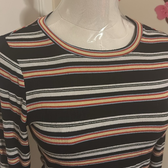 Garage | Stripped Lettuce Long Sleeved Top Size Small - Picture 2 of 4